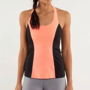 Lululemon top Cool Racerback surf Bonded Size 4